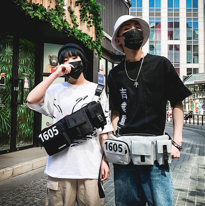 "1605" Sacoche Streetwear Blanc - URB1™ – Image 6