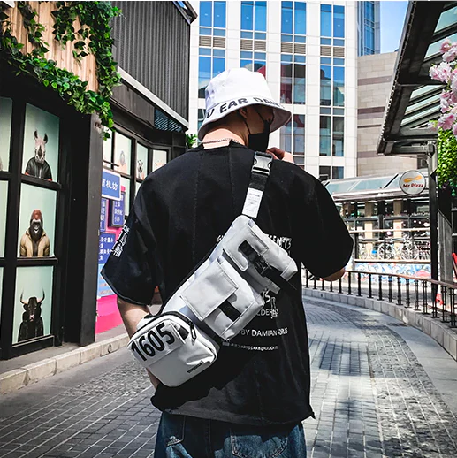 "1605" Sacoche Streetwear Blanc - URB1™ – Image 4